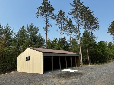 Wisconsin Cover Dog Knights Pool ShelterF25